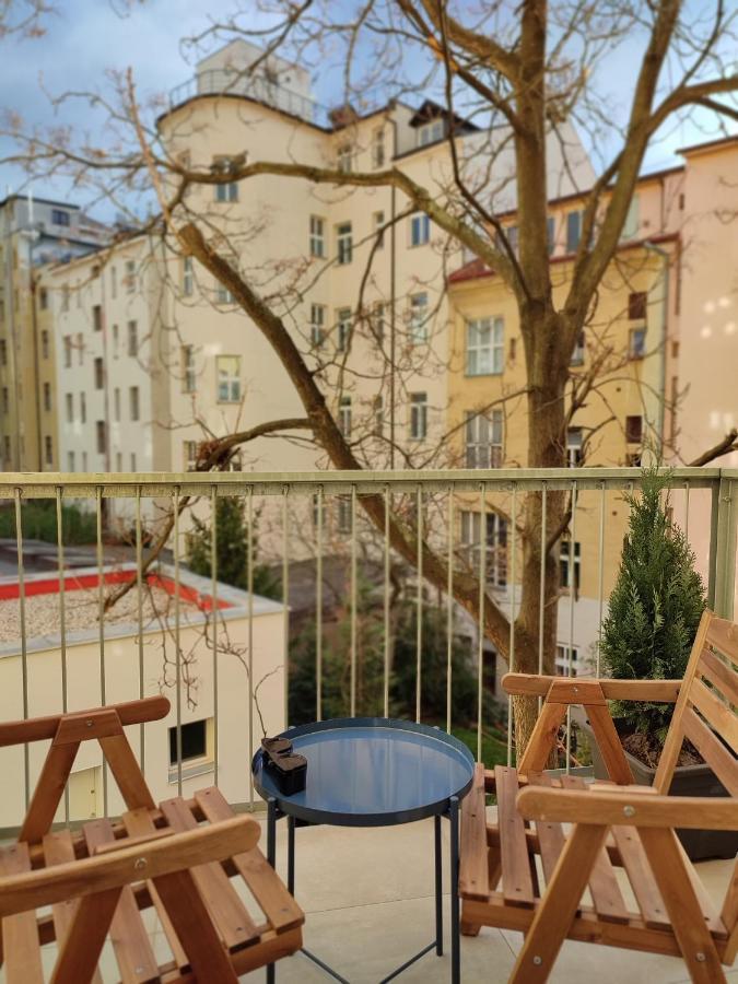 420Welcome.Inn Praag Buitenkant foto