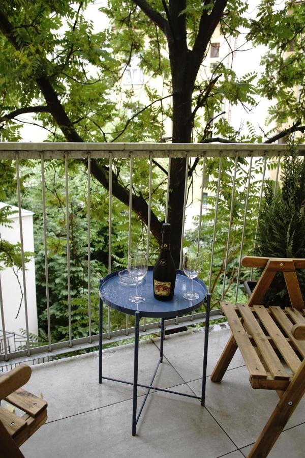 420Welcome.Inn Praag Buitenkant foto